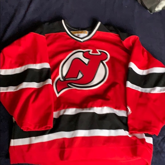 New Jersey Devils hockey jersey - Picture 1 of 3